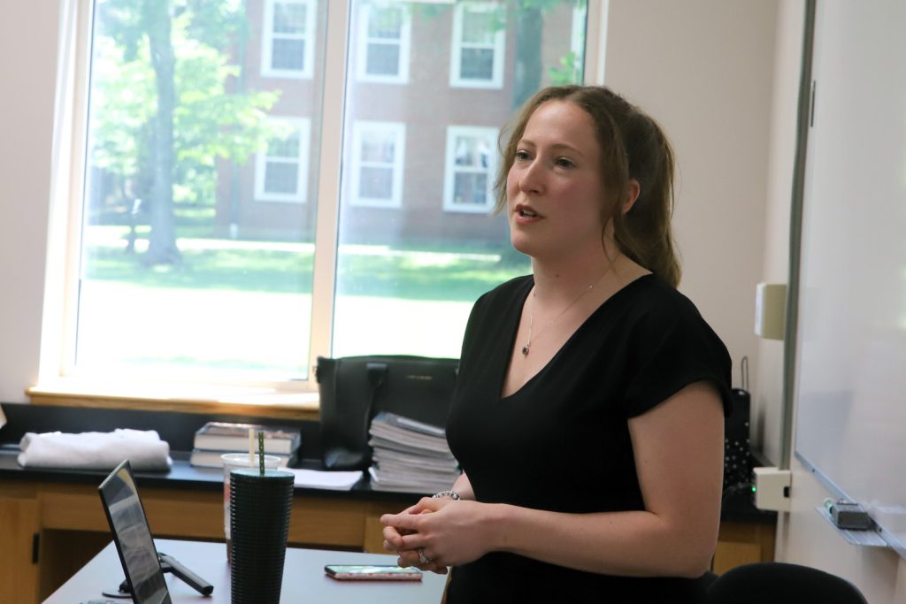 Sarah Fantin delivering lecture